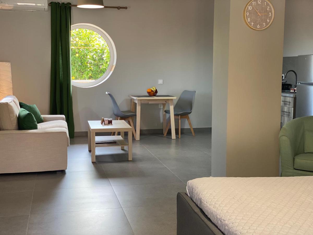 Jimmy'S Place Artemida  Zewnętrze zdjęcie